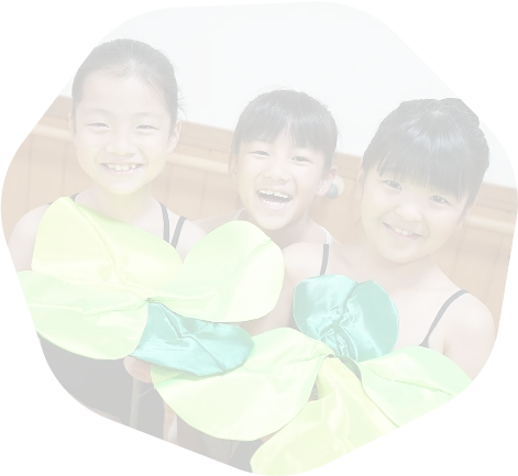 生徒の笑っている写真